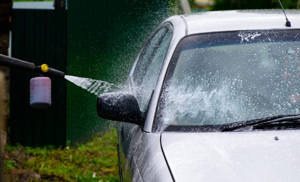 washing car